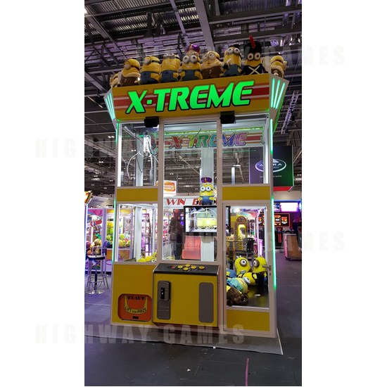 Big One X-treme Crane Machine From Elaut in Production - Big One X-treme Crane Machine