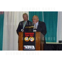 Al Kress accepting his Lifetime Achievement award at Amusement Expo 2013.